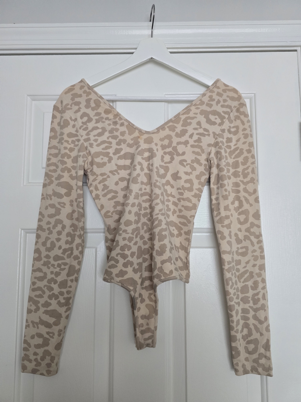BB Dakota x Steve Madden Tan/Pink Leopard Print Long Sleeve Bodysuit, Size S - Picture 4 of 7